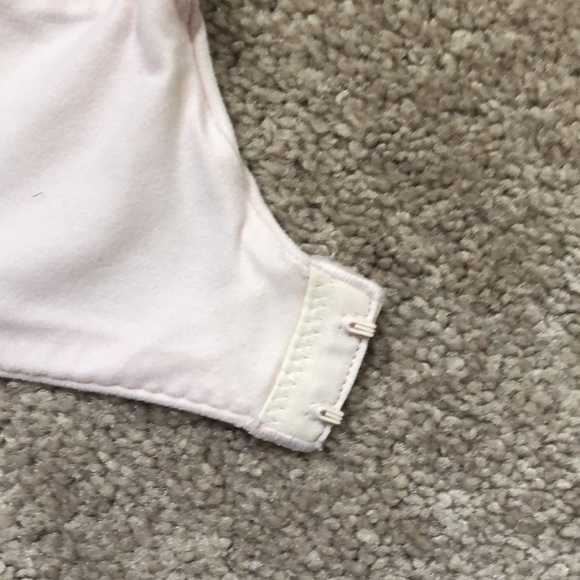 Victoria’s Secret Body by Victoria Lined Demi - Picture 3 of 9